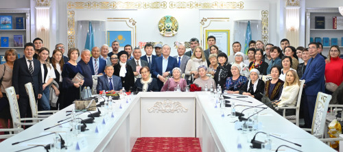 Astanada Jylqybaı Jaǵyparulynyń qos kitaby jaryq kórdi