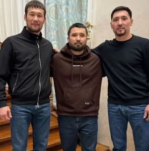 Jánibek Álimhanuly tarıhı jekpe-jekte Shavkat Rahmonovqa sáttilik tiledi