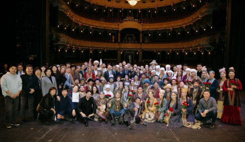 «Abaı» Máskeýdiń Úlken teatrynda sahnalandy