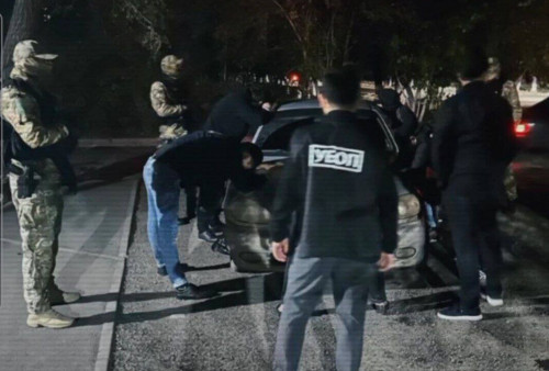 Aralas jekpe-jek jattyqtyrýshysy «Qarmet» qyzmetkerlerin bopsalaǵan