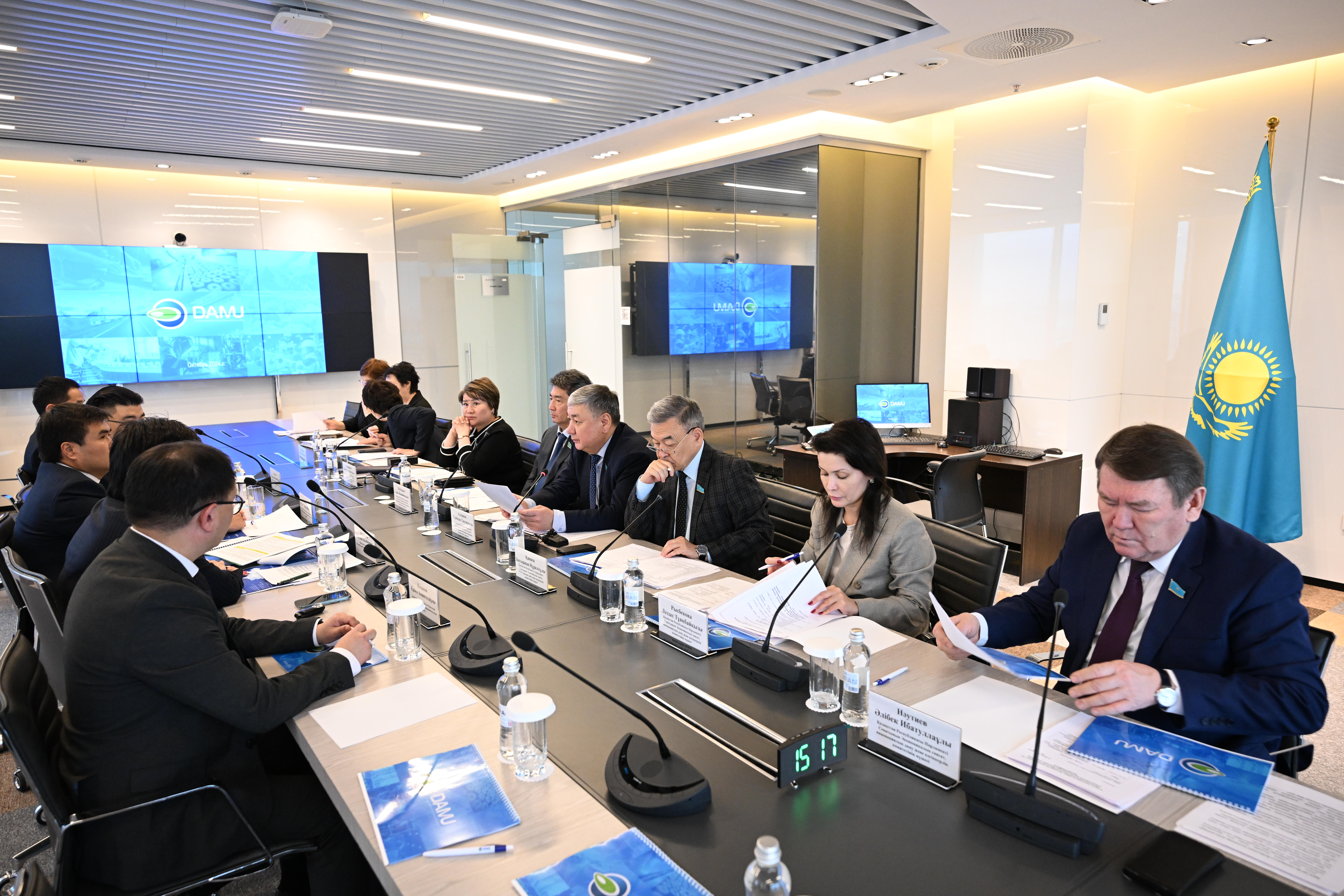 Senatorlar «Damý» qorynyń tıimdiligin talqylady