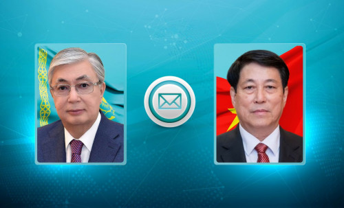 Memleket basshysy Vetnam Prezıdentin quttyqtady