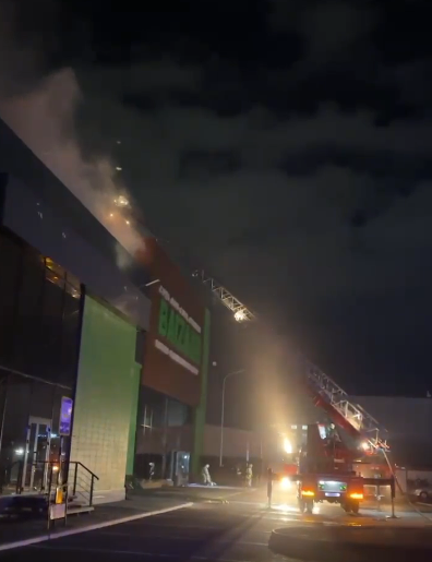 Atyraýda saýda ortalyǵynan órt shyqty