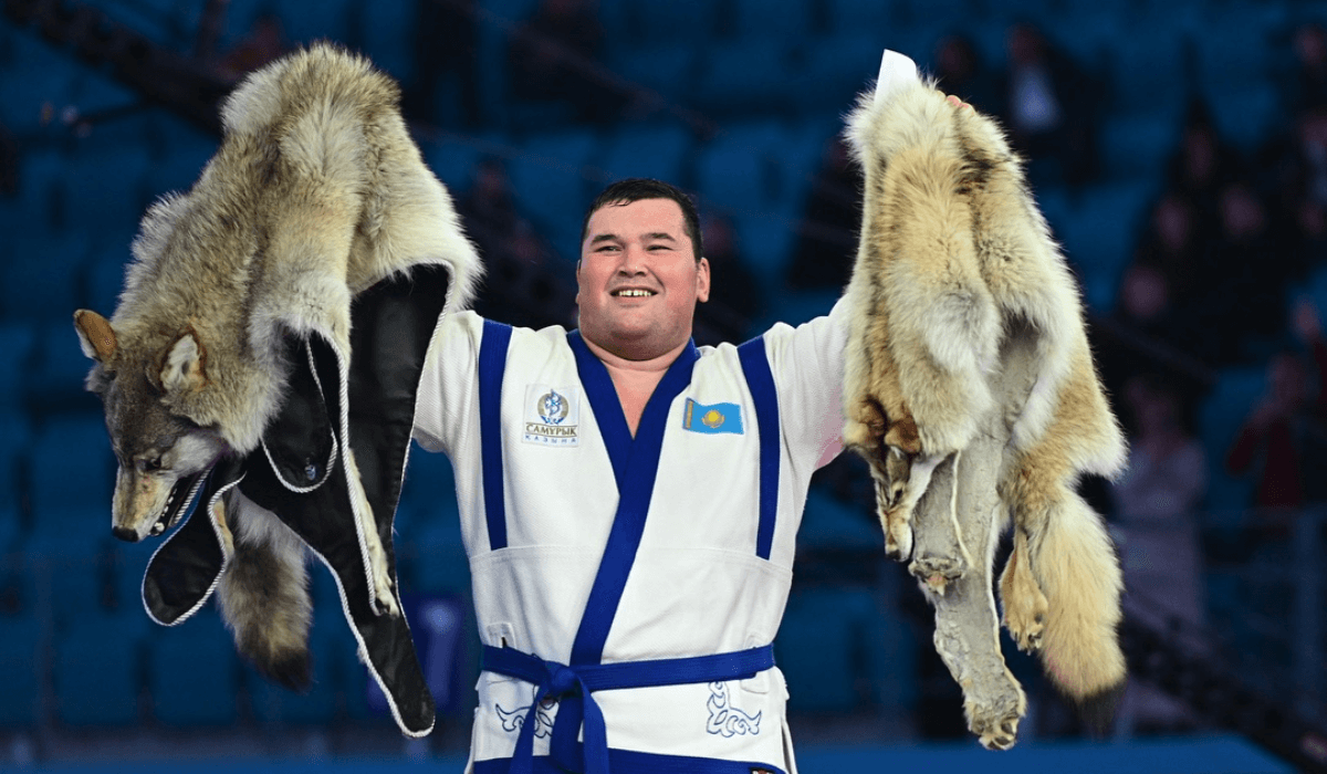 Bolat bilekti balýandar sherýi