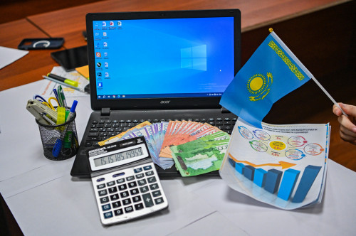 Májilis 2025-2027 jyldarǵa arnalǵan respýblıkalyq bıýdjetti bekitti