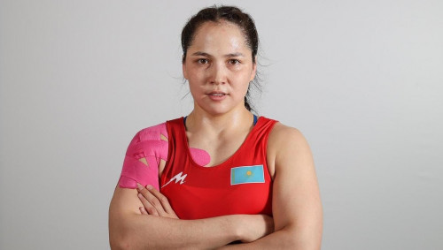 Jámılá Baqbergenova álem chempıonatynyń «altyny» úshin kúresedi