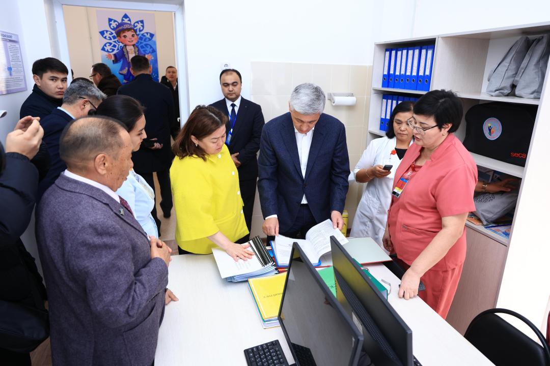 BALQAShTA JEDEL JÁRDEM JAŃA ǴIMARATQA IE BOLDY