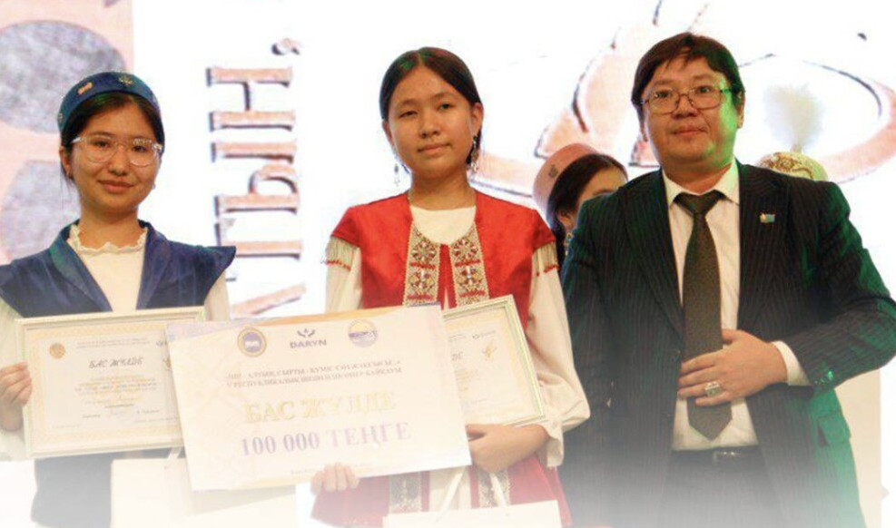 Oqýshylar arasynda V respýblıkalyq sheshendik óner baıqaýy ótti