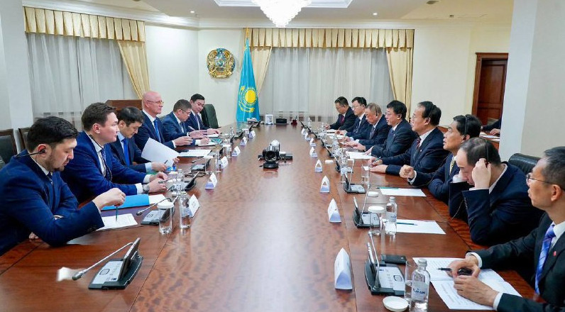 Qazaqstan men Qytaı kómir hımııasy salasynda yntymaqtastyq ornatýǵa múddeli