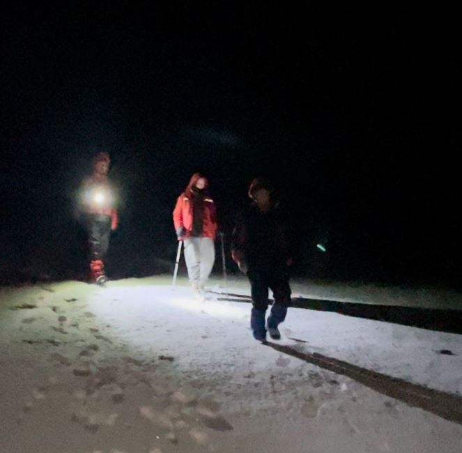 Ile Alataýynda týrıst qyz qutqaryldy