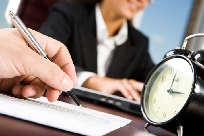 Áıelder úshin qysqartylǵan jumys ýaqytyn engizý kerek - Qaraqat Ábden