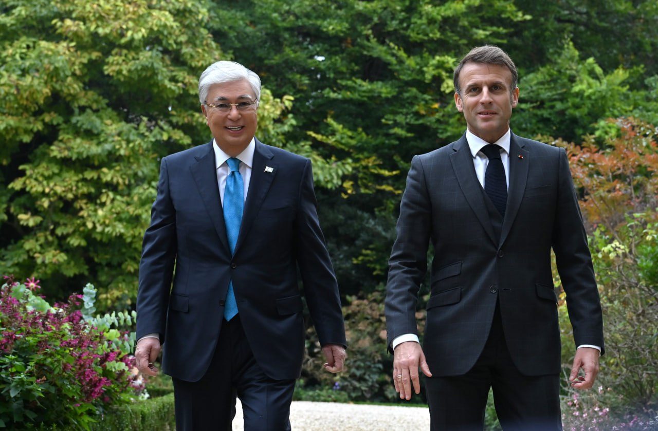 Prezıdent Fransııa kóshbasshysyn kelesi jyly Qazaqstanǵa shaqyrdy