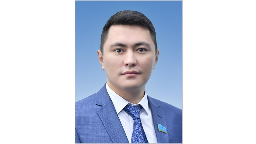 Depýtat kvadrober máselesi týraly dabyl qaqty