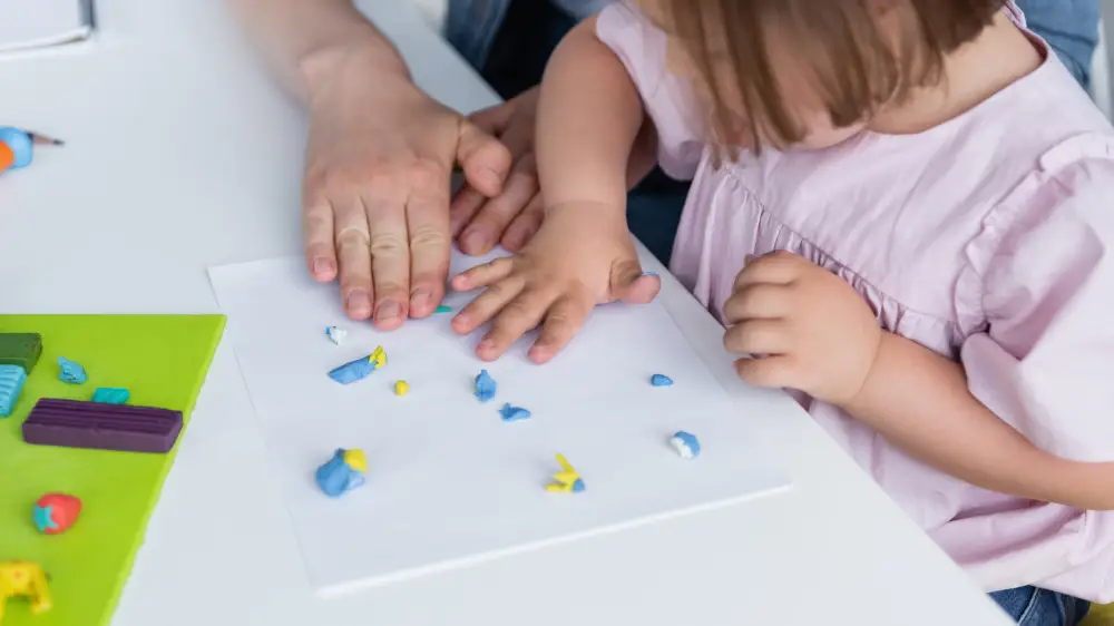 Qazaqstanda múgedek balalar kóbeıdi - mınıstr