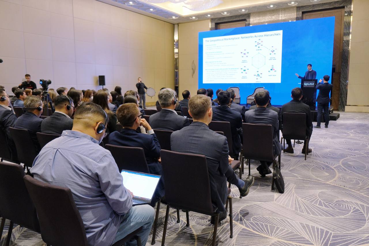 Qazaqstannyń iri órkenıetti elderdiń birine aınalý áleýeti bar – Parag Hanna