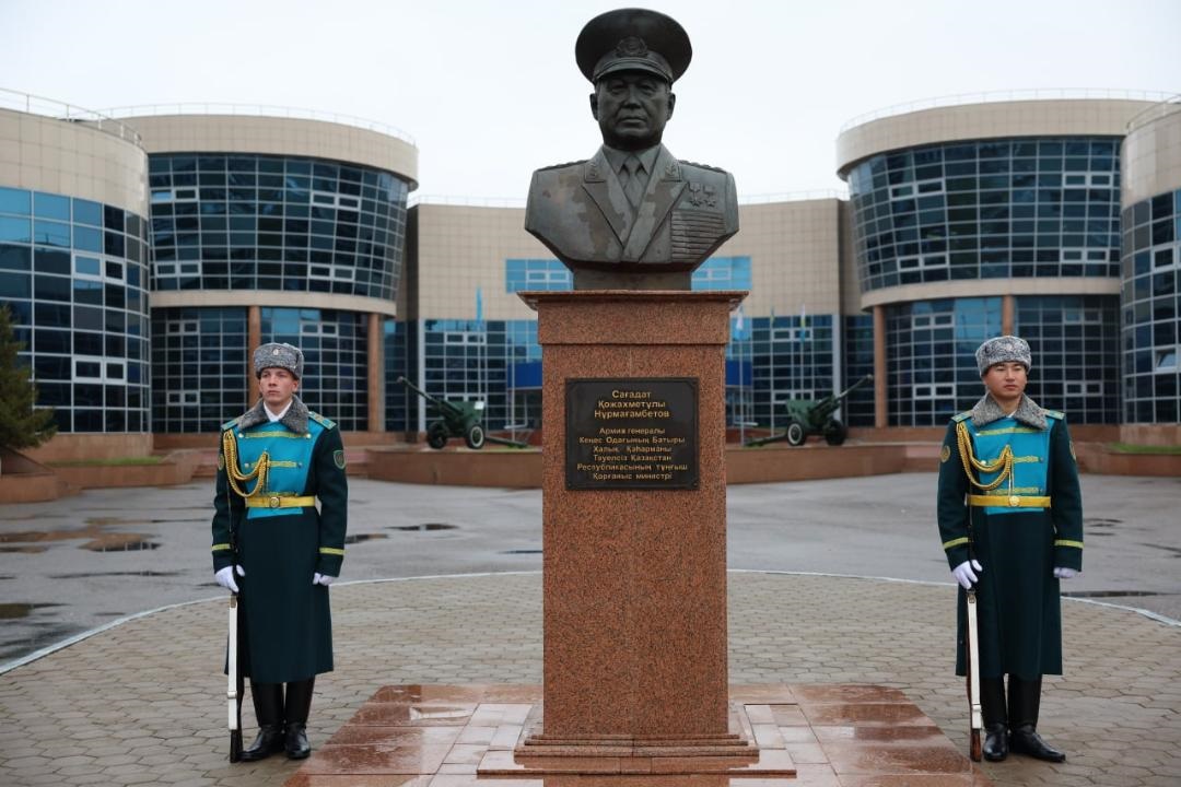 Patrıottar daıarlaıtyn orda