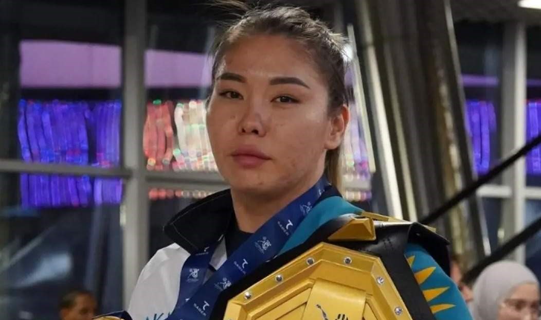 Tarıhı jeńis: Móldir Áshirbekova – MMA chempıony atanǵan alǵashqy qazaq qyzy