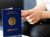 Atyraýda 30 jattyqtyrýshy jalǵan dıplommen jumys istegen
