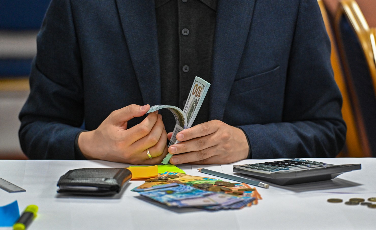 Paraqorlar sottalyp jatyr...