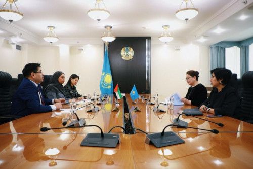 Qazaqstan men BAÁ mádenı baılanysyn nyǵaıtpaq