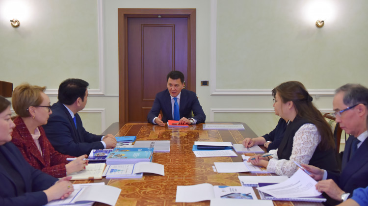 Mekteptegi tárbıeni nyǵaıtý qadamy