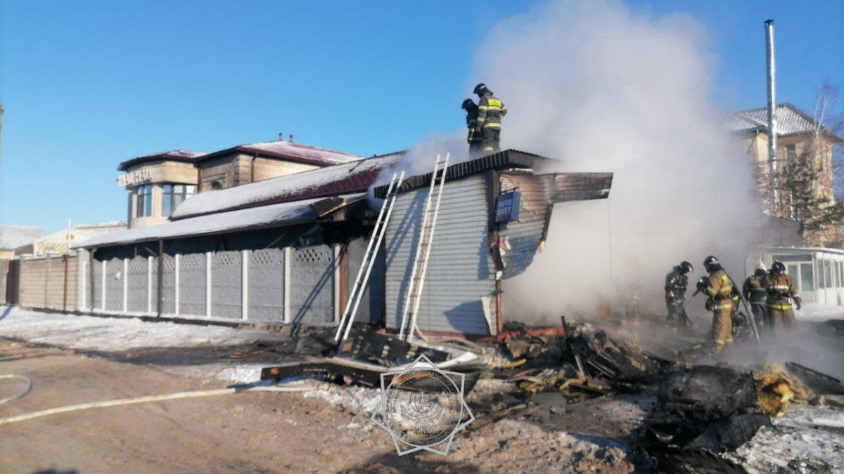 Astana dúkenderiniń birinde gaz ballony jaryldy