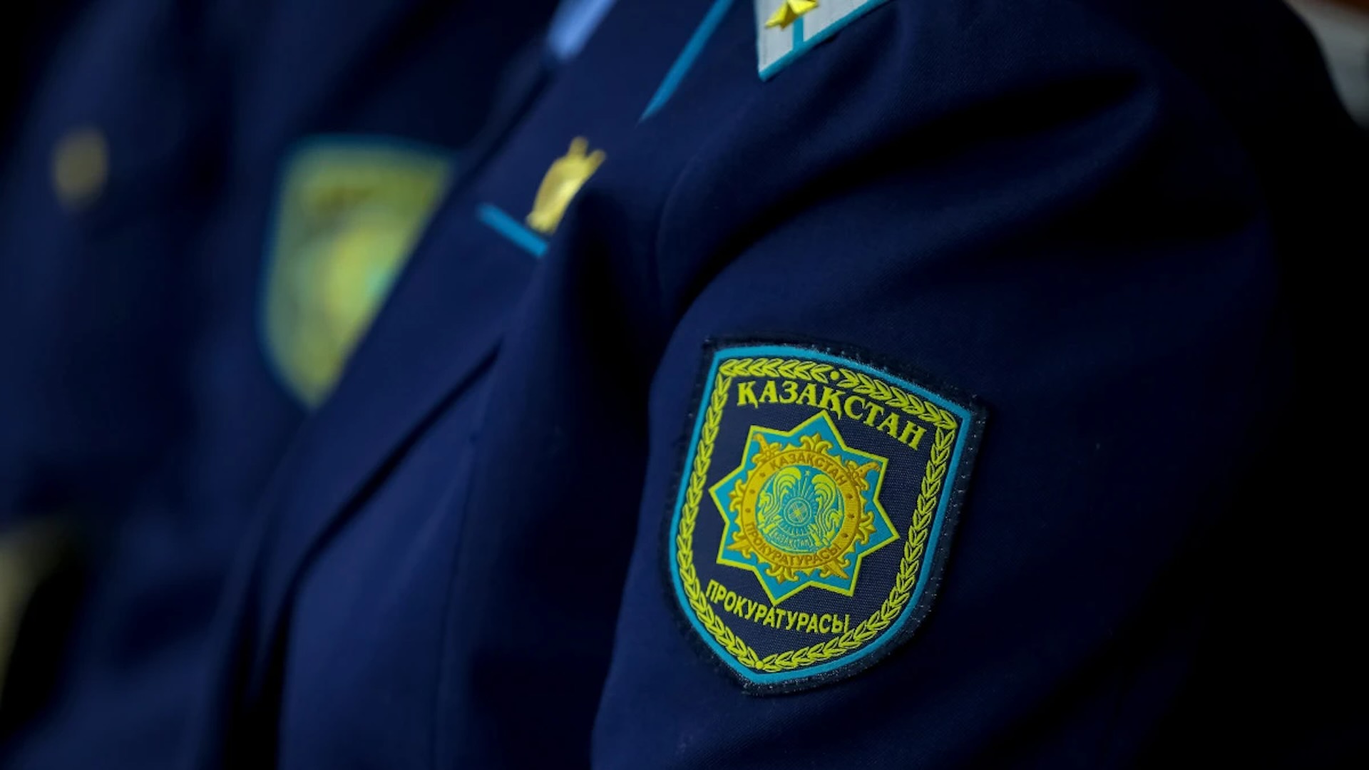 Jambyl oblysynda prokýratýra qyzmetkeri ustaldy