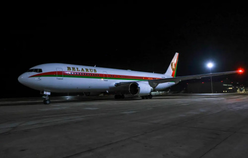 Aleksandr Lýkashenko UQShU sammıtine qatysý úshin Astanaǵa keldi