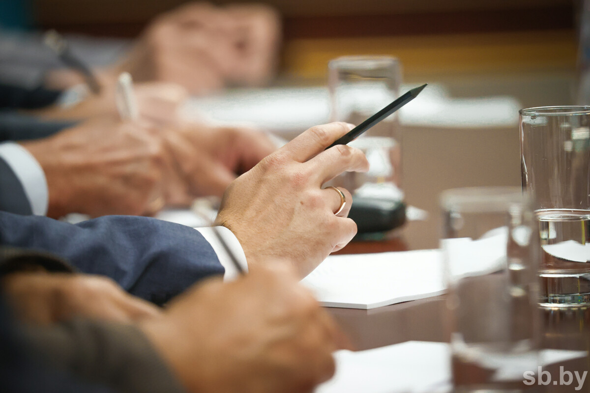 Astanada turaqty damý maqsattaryna jetýdegi senimniń róli talqylandy