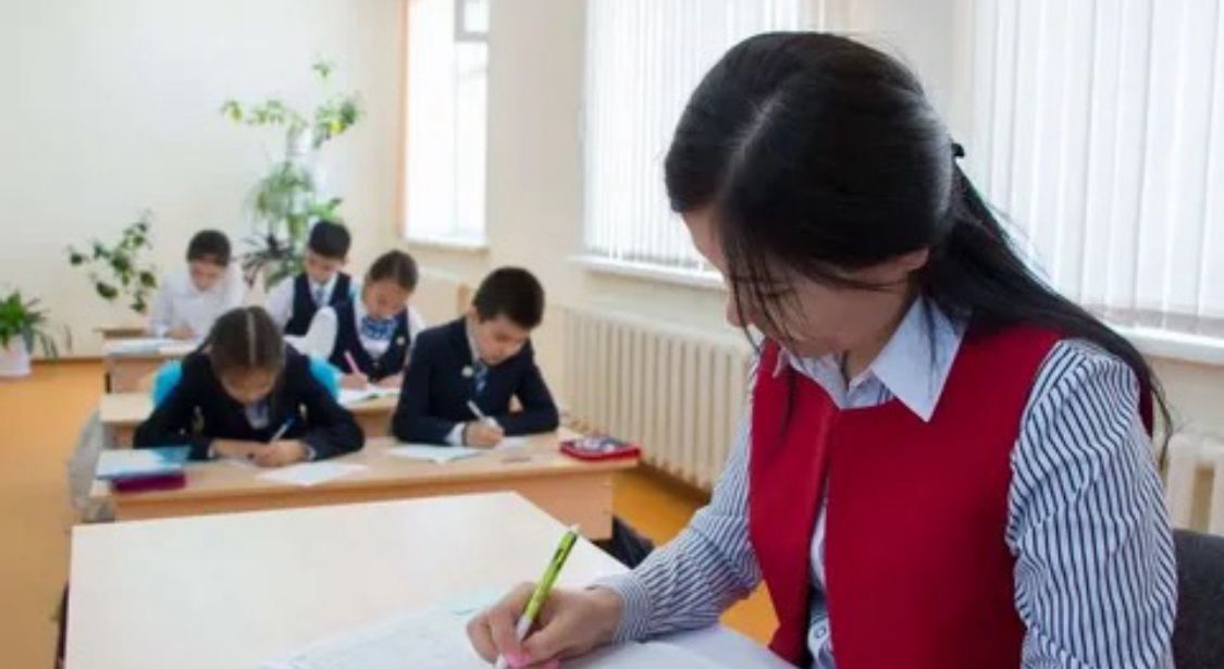 Pedagog-assıstentter daıarlaıdy