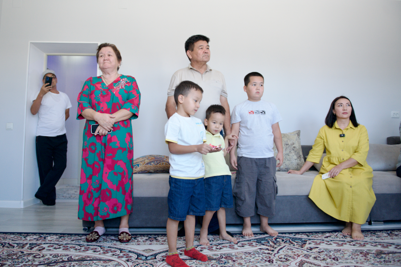 Bir jylda 1400 otbasy «Halyq»  qorynan baspana kiltin aldy