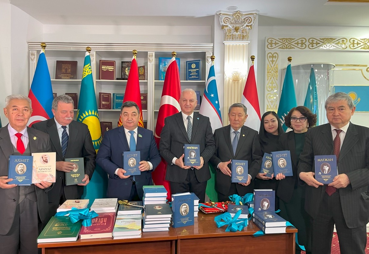 Alash arystarynyń akademııalyq murasy