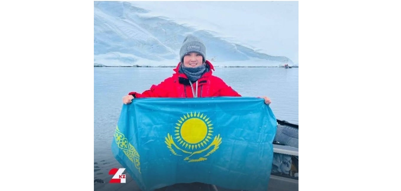 Qazaq qyzy tuńǵysh ret Antarktıdany júzip ótti
