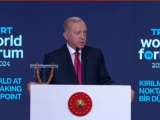 Rejep Taııp Erdoǵannyń sózin bólgen 9 adam qamaýǵa alyndy