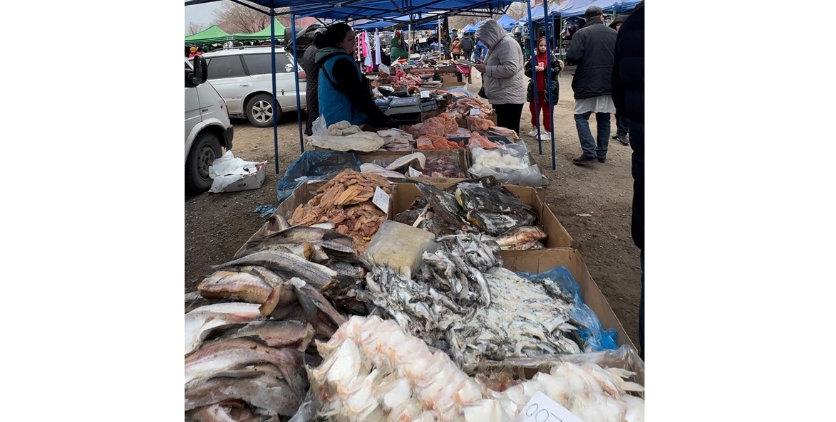 Qonaev bazaryndaǵy bylyq