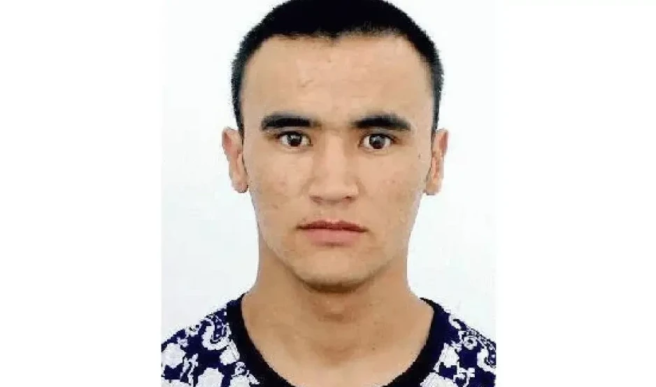 Almatyda kúdikti aıdaýyl qyzmetiniń kóliginen qashyp ketken