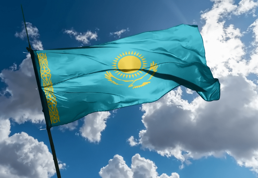 Qazaqstan ekonomıkalyq órkendeý reıtınginde 50 eldiń qataryna endi