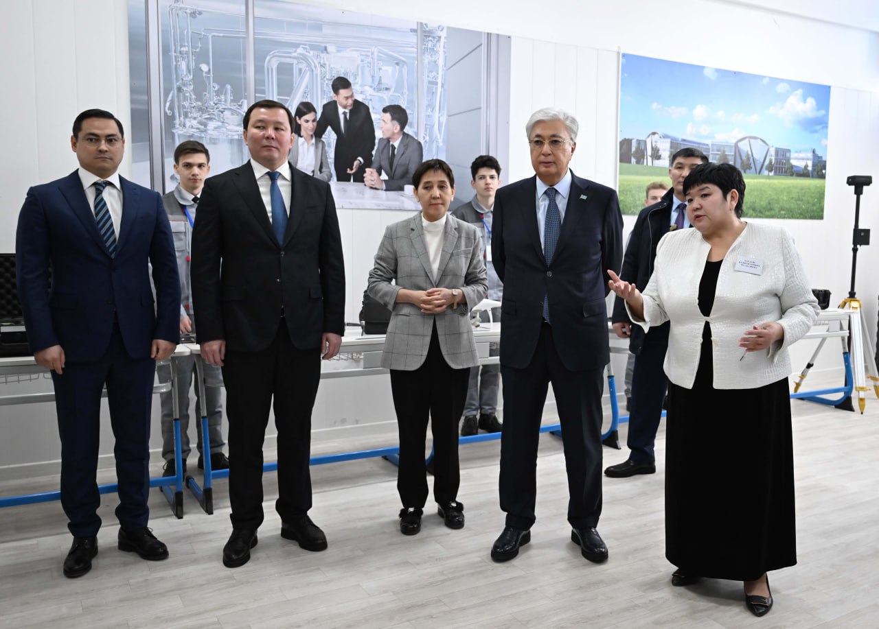 Qasym-Jomart Toqaev Hromtaý joǵary taý-ken tehnıkalyq kolledjine bardy