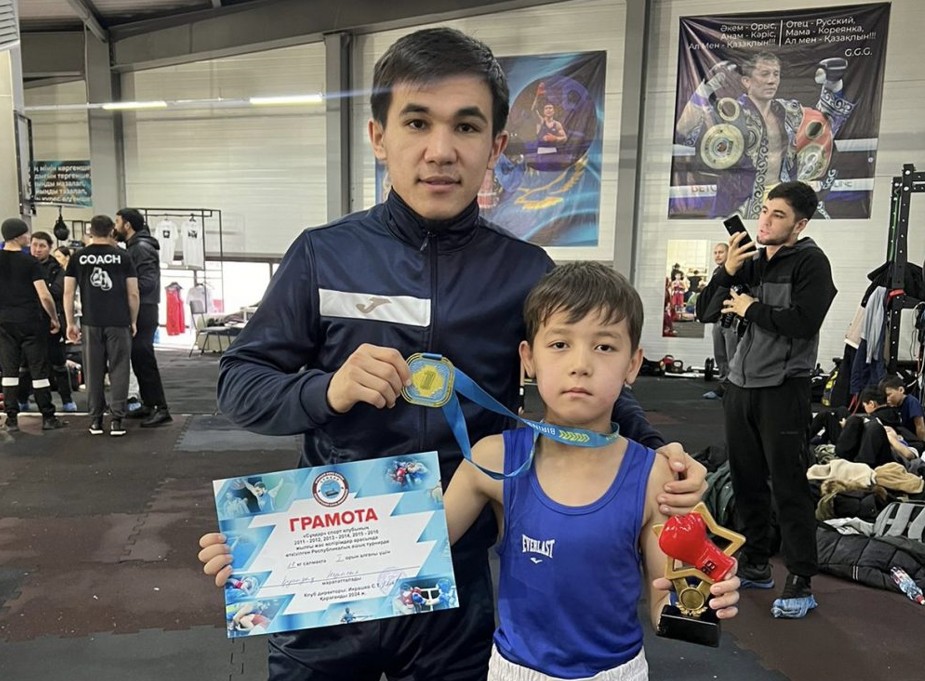 Alǵashqy týrnırinde top jardy