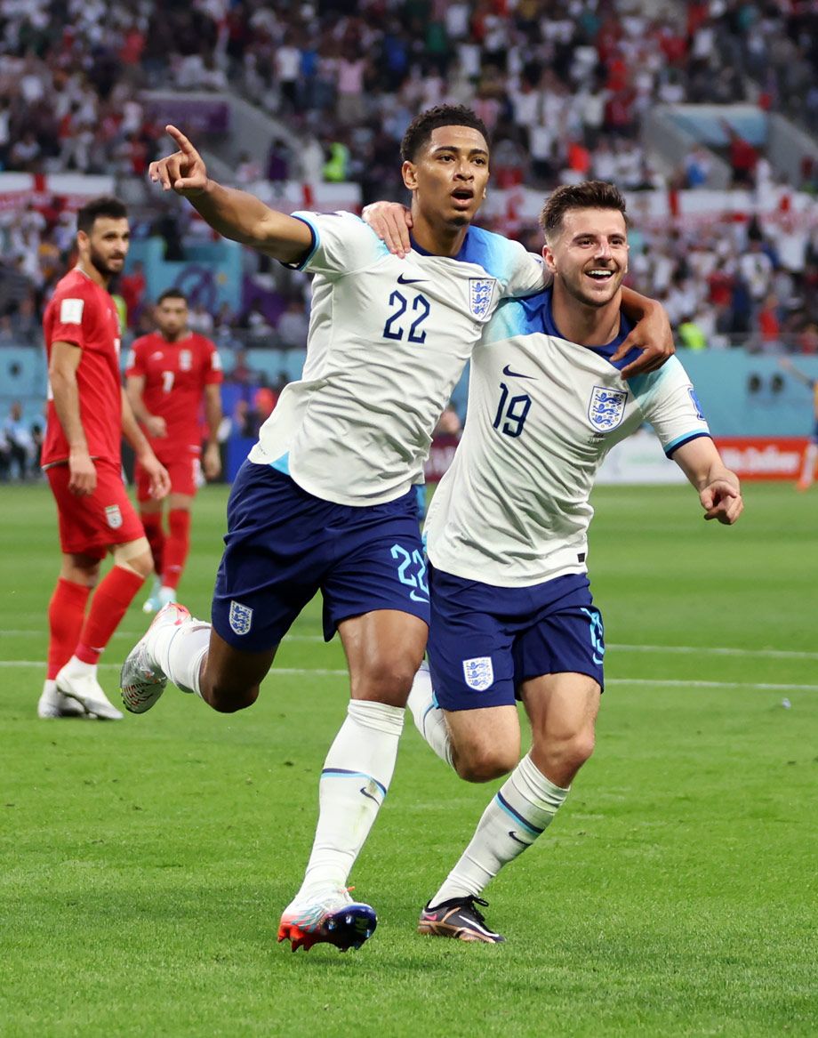 Úmitkerlerdiń esimderi belgili