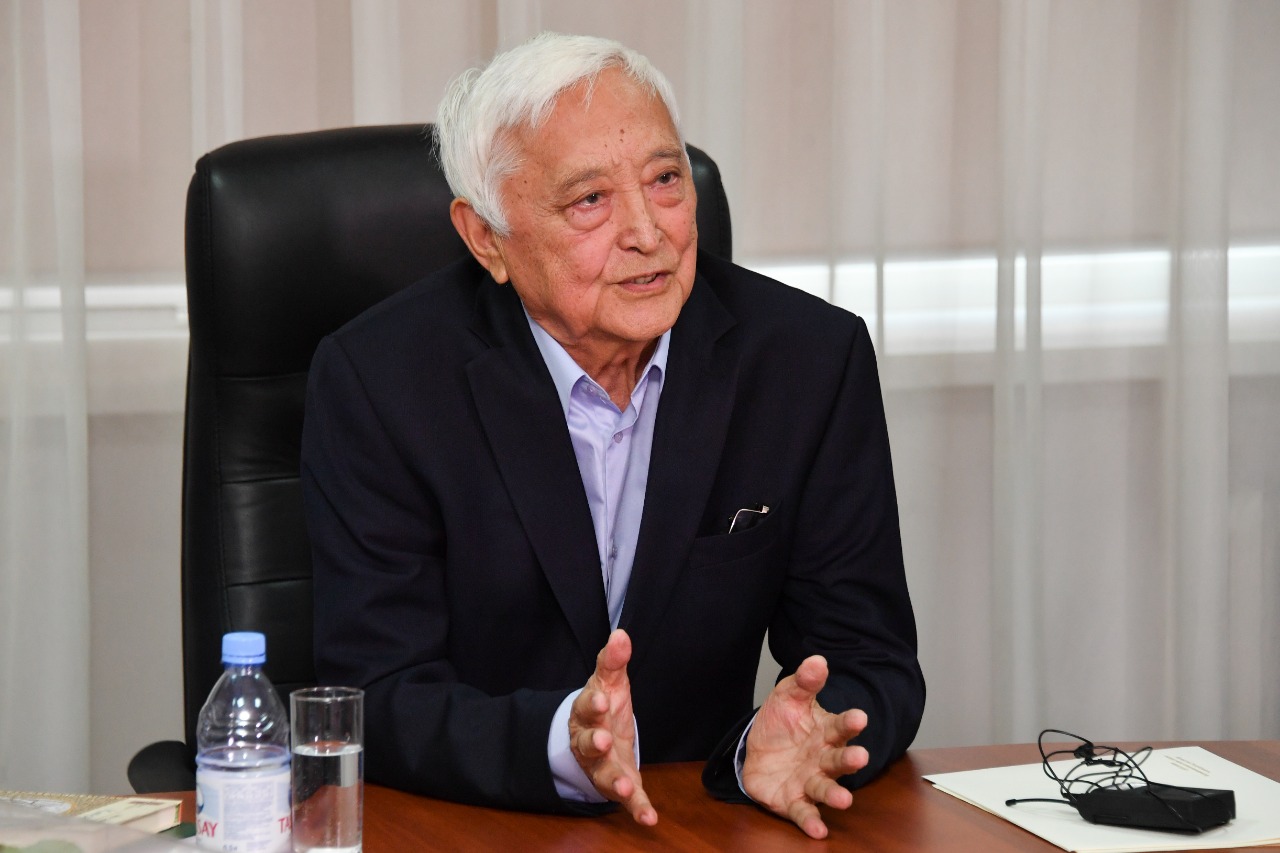 Tulǵalar taǵylymy: Bir ujymda – 36 jyl