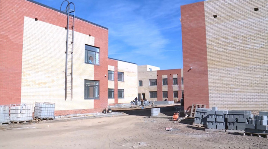 Almaty oblysynda úsh aýysymdy mektepterdiń máselesi qalaı sheshilip jatyr