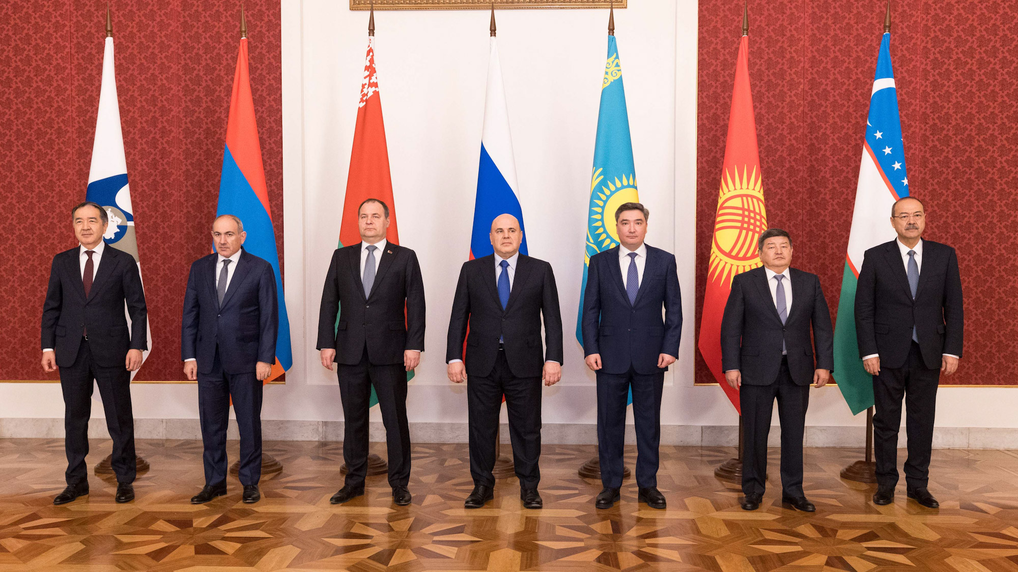 Baǵyty aıqyn baılanys