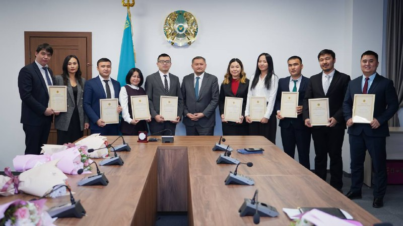 Jas izdenýshilerge jasalǵan qamqorlyq