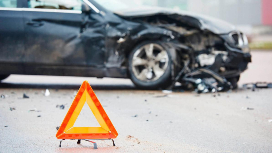 Almatyda 100-ge jýyq adam jol apatynan kóz jumǵan