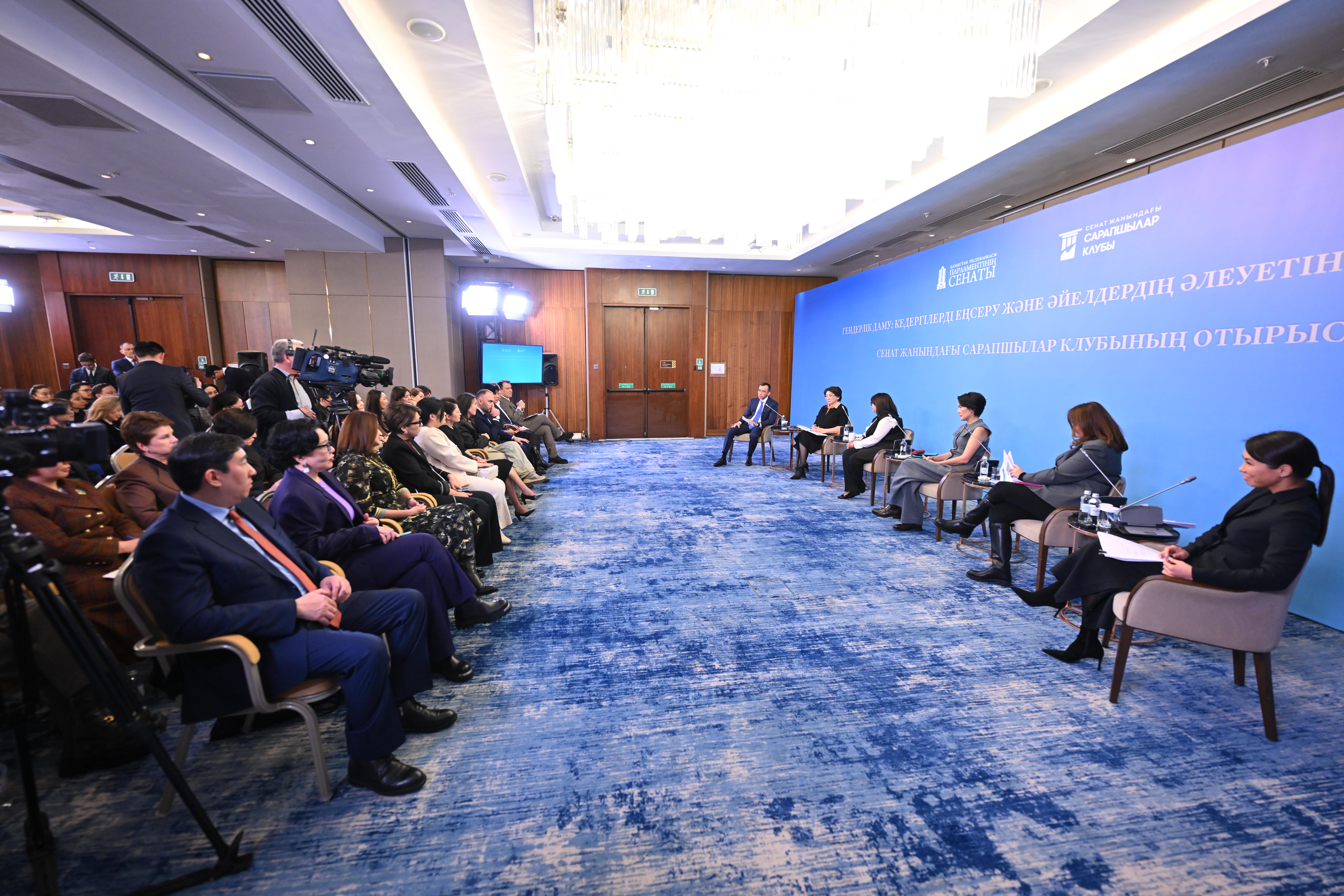 Aýyldyq jerlerdegi áıelderdiń ekonomıkalyq belsendiligi áli de tómen - Senat tóraǵasy