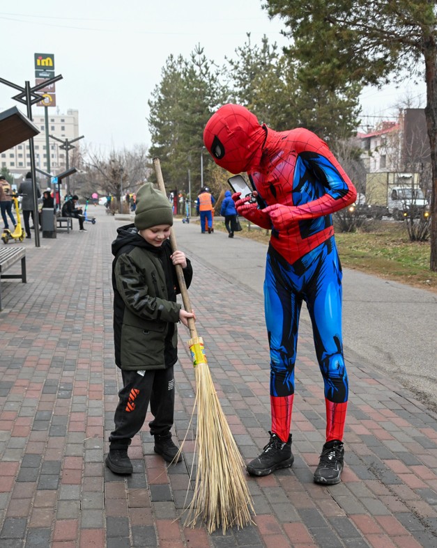 Almatyny aıalaı bileıik!