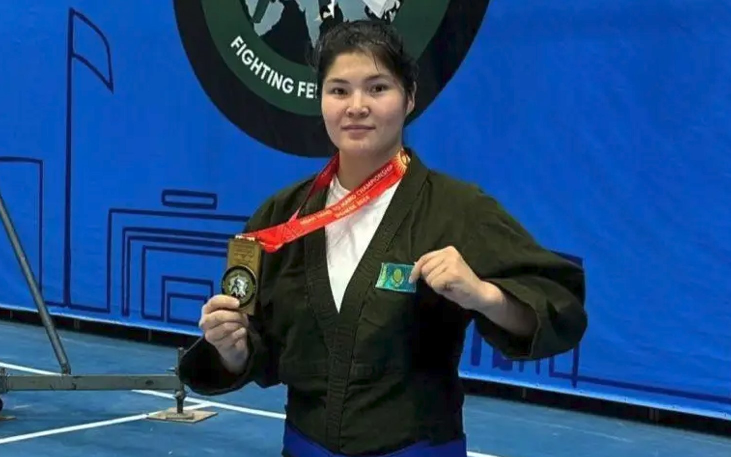 Álem tanyǵan Aıda