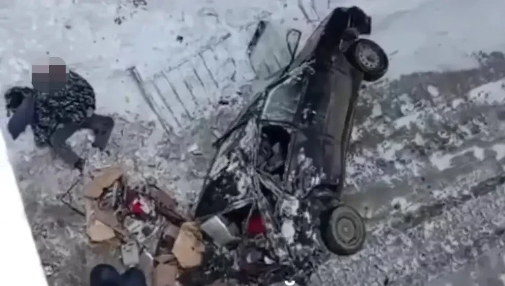 Aqtóbede soqtyǵys saldarynan kólik kópirden qulap ketti