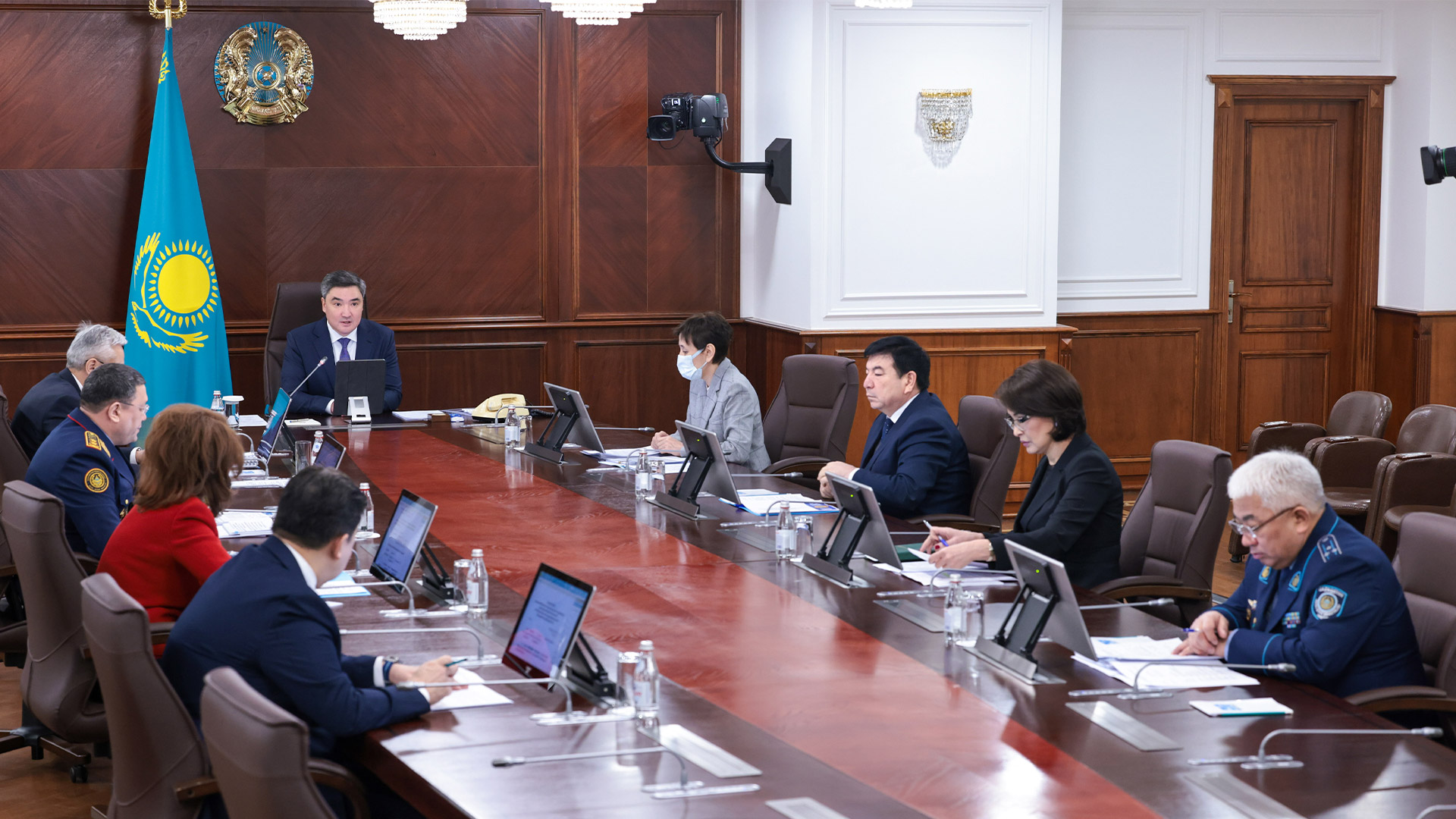 Avıasııalyq qaýipsizdikti kúsheıtýdi tapsyrdy